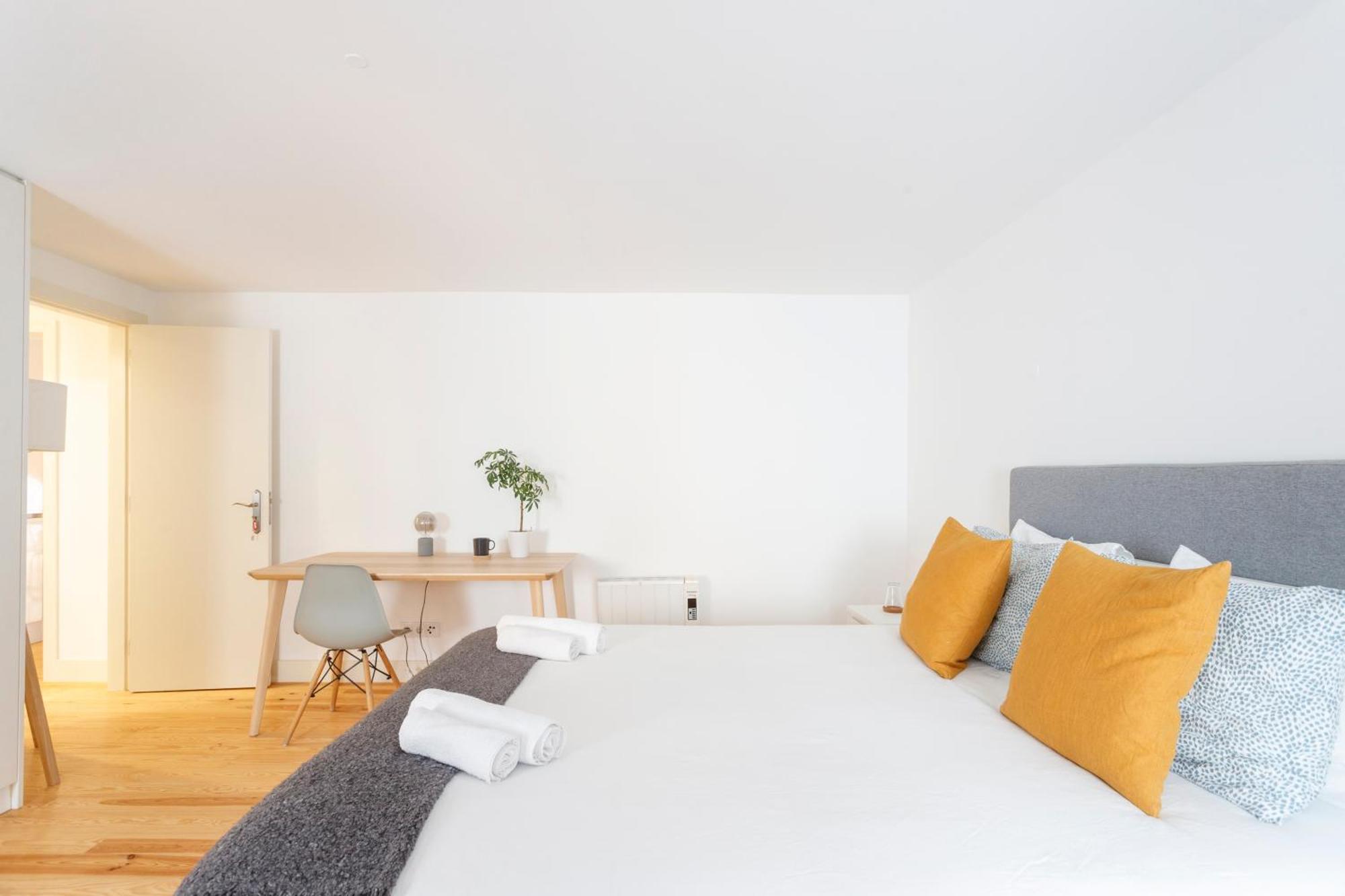 Cozy In Rua Augusta - Downtown Apartment